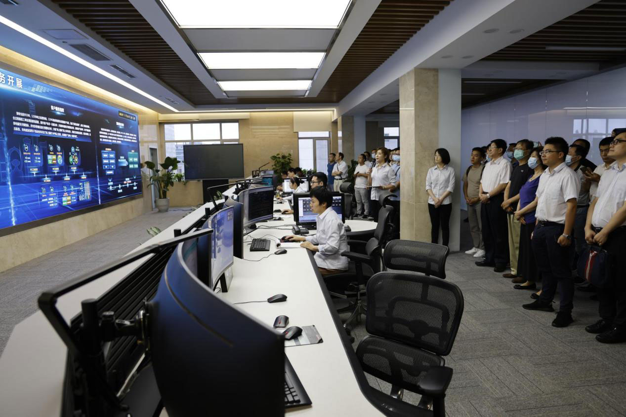 1-210H01Q24VV 1-210H01Q24VV